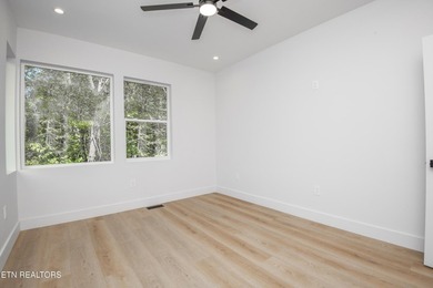 BUILDER OFFERING $10,000 in concessions for buyer expenses or - photo 35