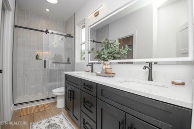 BUILDER OFFERING $10,000 in concessions for buyer expenses or - photo 37