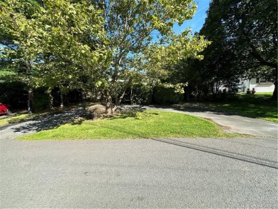 Lake Home Off Market in Thompson, New York