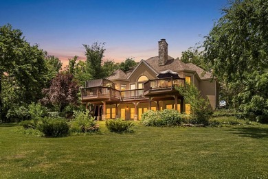 Wow! Look at this unique opportunity for a Private Riverfront - photo 2