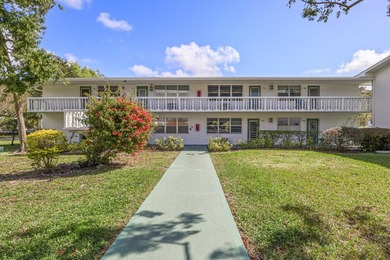 Updated 1st floor condo in Century Village East. Active 55+ - photo 2