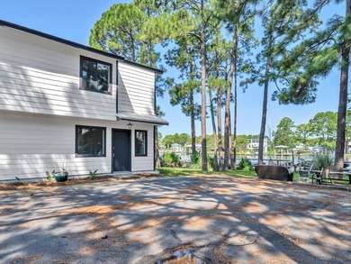 Renovated Buck Bayou water front unit with boat dock that hasn't - photo 23