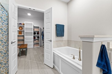Come and check out this spacious, open concept floor plan with 4 - photo 26