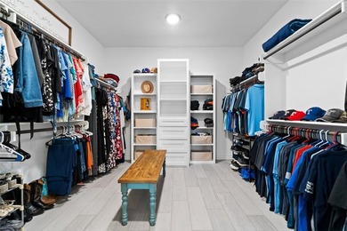 Come and check out this spacious, open concept floor plan with 4 - photo 27