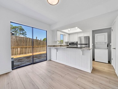 Renovated Buck Bayou water front unit with boat dock that hasn't - photo 33