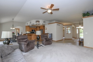 EXCEPTIONAL!!! 4 BR, 3 BA ranch offers nearly 4,000 sq. ft. of - photo 8