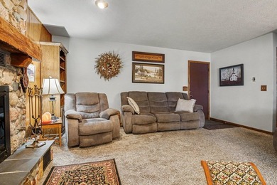 **Lakefront on 3.67 Acres - Hunter Lake!** One-owner home in - photo 12