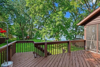 **Lakefront on 3.67 Acres - Hunter Lake!** One-owner home in - photo 29