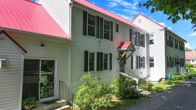 Welcome to the beautifully maintained historic farmhouse you - photo 7