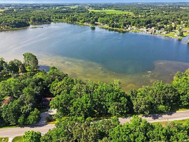 **Lakefront on 3.67 Acres - Hunter Lake!** One-owner home in - photo 39