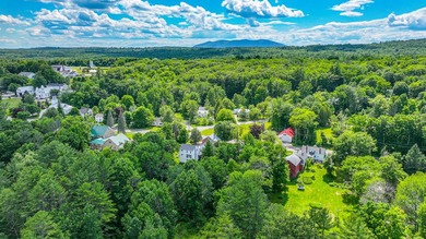 Welcome to the beautifully maintained historic farmhouse you - photo 9
