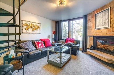 Location! Location! Location! This 1,100 sq ft, fully remodeled - photo 2