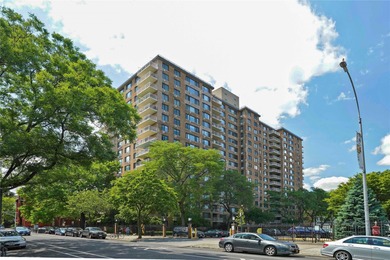 Spacious one-bedroom apartment located on the 14th floor of