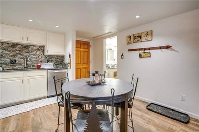 Location! Location! Location! This 1,100 sq ft, fully remodeled - photo 9