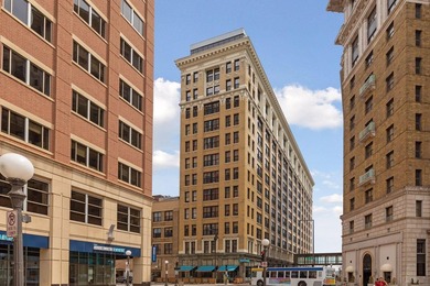 Enjoy elevated city living in this stunning luxury condo - photo 3
