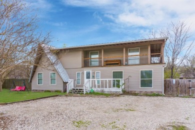 Lake Home For Sale in West Tawakoni, Texas