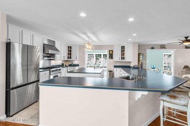 Custom-Built Expansive 4 Bedroom lives like 5, 2.5 Bath - photo 14