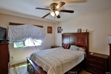 Discover the Perfect Home in Santa Ana! Don't miss this - photo 17