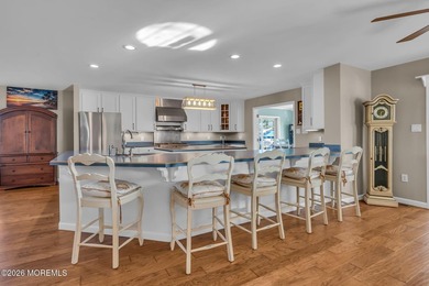 Custom-Built Expansive 4 Bedroom lives like 5, 2.5 Bath - photo 18