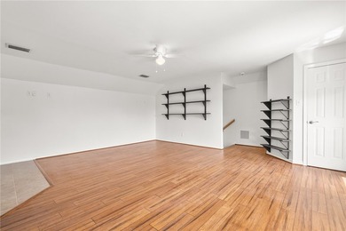 Price Improvement! Welcome to this beautiful 4-bedroom, 2 full - photo 27