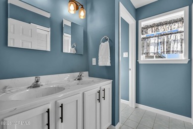 Custom-Built Expansive 4 Bedroom lives like 5, 2.5 Bath - photo 41