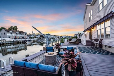 Custom-Built Expansive 4 Bedroom lives like 5, 2.5 Bath - photo 46