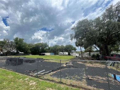 (private lake, pond, creek) Lot For Sale in Mascotte Florida