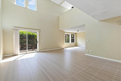 River Bridge Lakes Area Townhome/Townhouse For Sale in Greenacres Florida