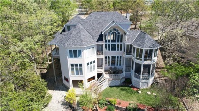 Lake of the Ozarks Home For Sale in Four Seasons Missouri