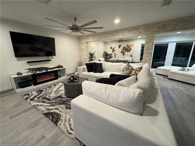 Charming Cape Coral Oasis: Perfect Florida Living Welcome to - photo 22