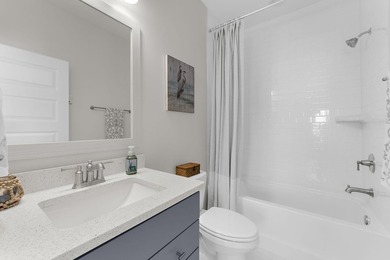 Property is situated on a premium lot in a waterfront community - photo 35