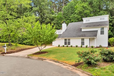 Authentic Mid-Century Modern gem on a private cul-de-sac in - photo 3