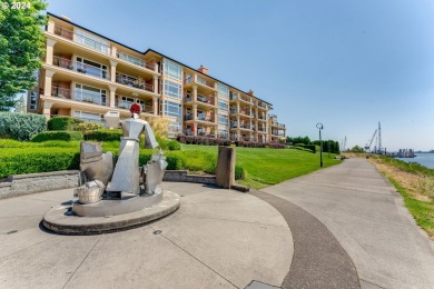 Lake Condo For Sale in Vancouver, Washington