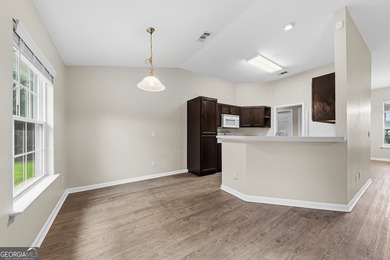 Welcome home to this sweet 3-bedroom, 2-bathroom home located in - photo 11