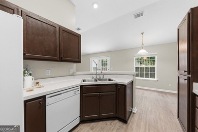 Welcome home to this sweet 3-bedroom, 2-bathroom home located in - photo 15