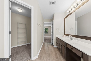 Welcome home to this sweet 3-bedroom, 2-bathroom home located in - photo 20