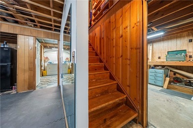 Welcome to 18 Chester Avenue! This beautifully maintained - photo 21