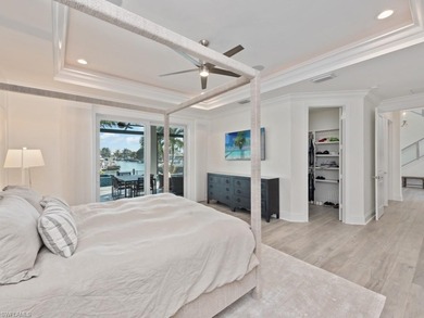 Luxuriate in a perfect piece of paradise! This spectacular - photo 21