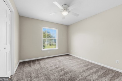 Welcome home to this sweet 3-bedroom, 2-bathroom home located in - photo 22