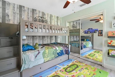 Rare opportunity to own a versatile multi-generational or - photo 23