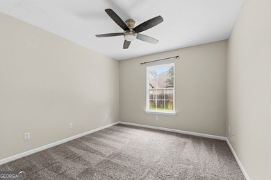 Welcome home to this sweet 3-bedroom, 2-bathroom home located in - photo 25