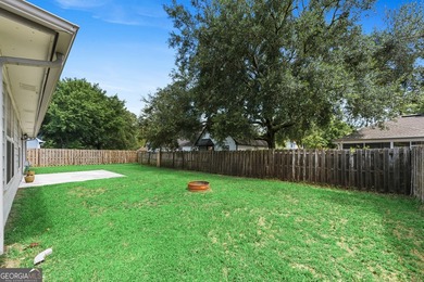Welcome home to this sweet 3-bedroom, 2-bathroom home located in - photo 28