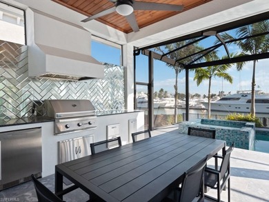 Luxuriate in a perfect piece of paradise! This spectacular - photo 29