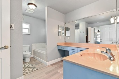 Rare opportunity to own a versatile multi-generational or - photo 30
