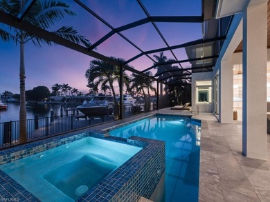 Luxuriate in a perfect piece of paradise! This spectacular - photo 36