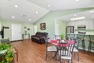 Rare opportunity to own a versatile multi-generational or - photo 40