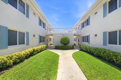Charming 1 bed 1 1/2 bath 55+ co-op in Georgian Court Apts North - photo 42