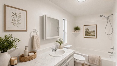 Just remodeled! 3 bed, 2 bath home (~1,152 sq ft) built in 1991 - photo 5