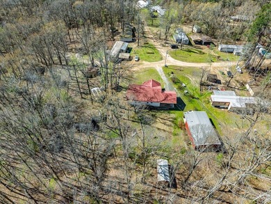 Beautiful 3BR/2BA Home on 1.3 Acres! This well-maintained home - photo 18