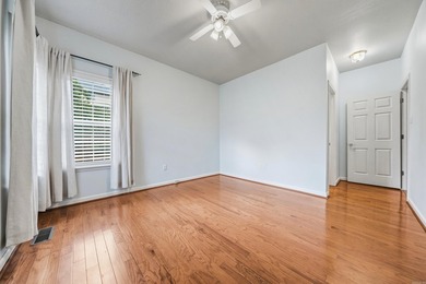 Located on highly coveted Peninsula Drive, this well-kept - photo 22